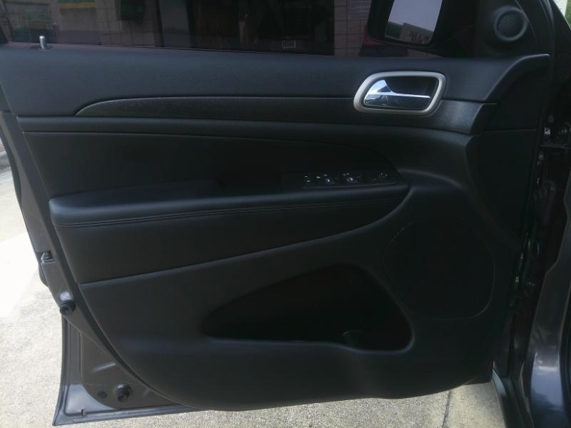 Jeep Grand Cherokee Laredo 4WD 2015