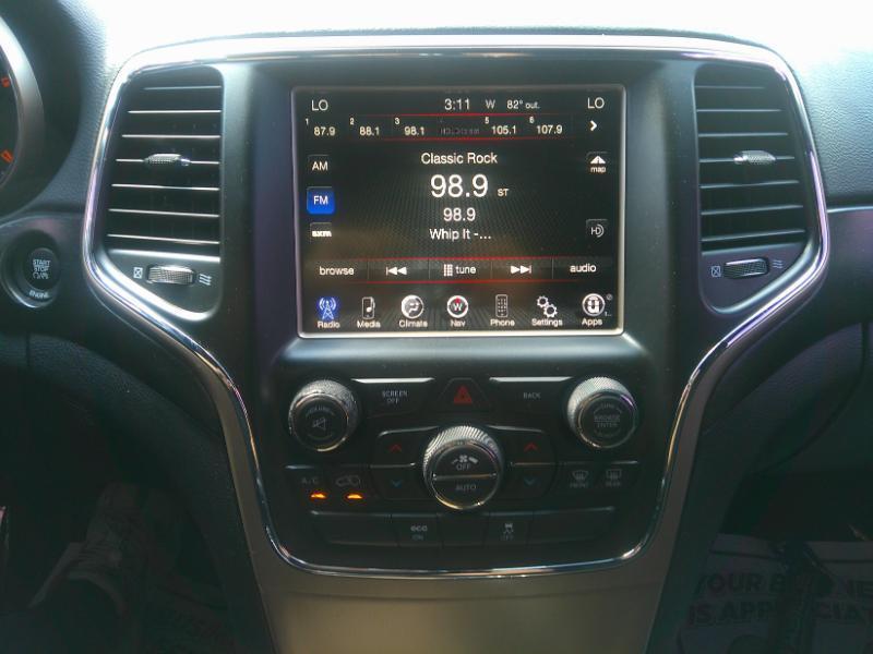 Jeep Grand Cherokee Laredo 4WD 2015