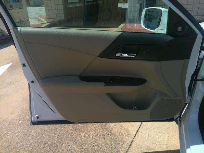 Honda Accord EX-L Sedan CVT 2013