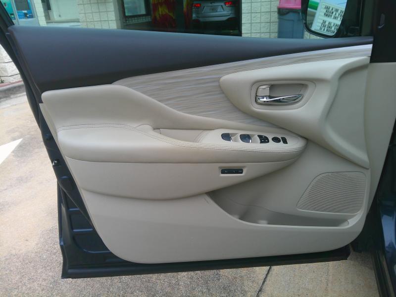 Nissan Murano S 2016