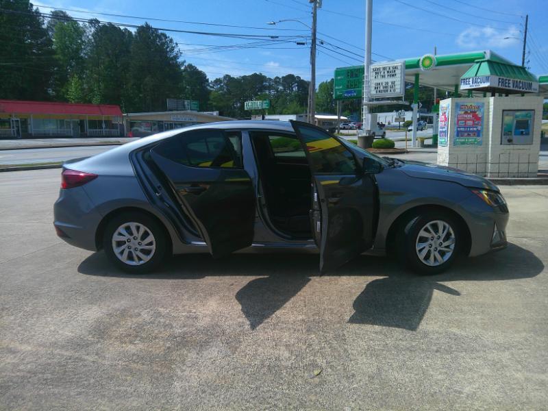 Hyundai Elantra SE 6M 2019