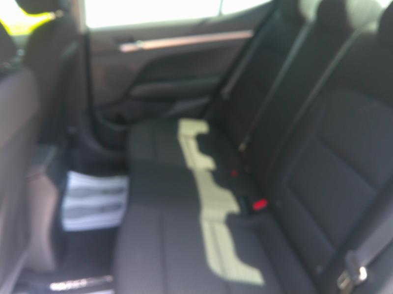 Hyundai Elantra SE 6M 2019