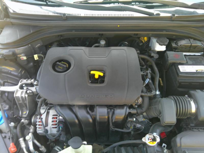 Hyundai Elantra SE 6M 2019