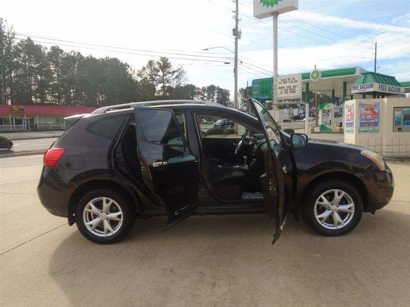 Nissan Rogue S AWD 2011