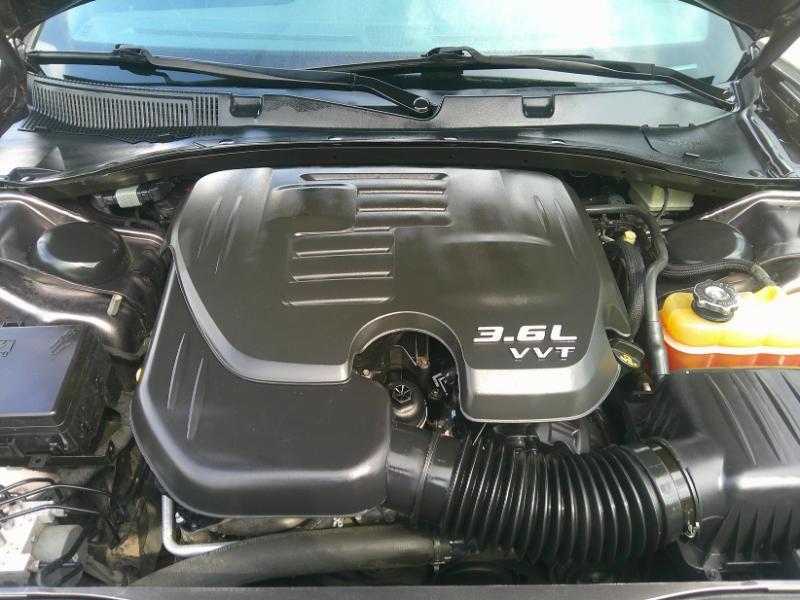 Dodge Charger SE 2016
