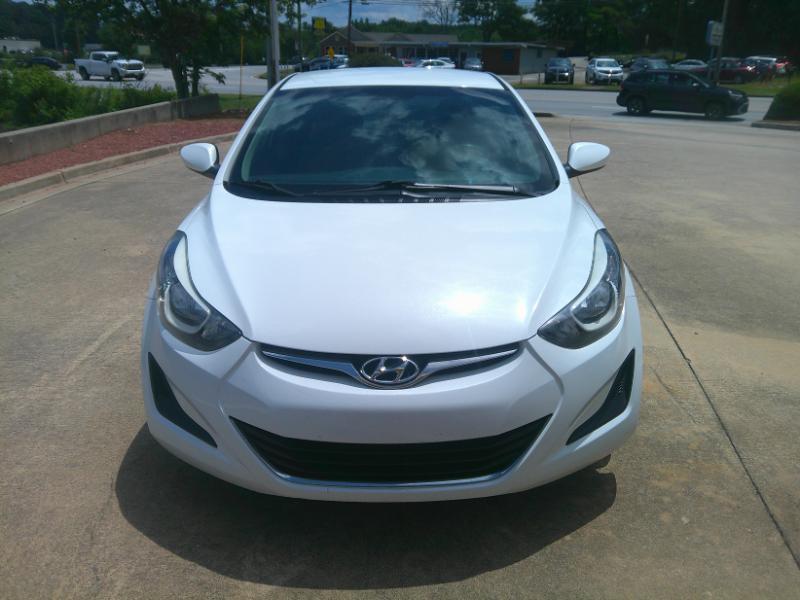 2015 Hyundai Elantra SE 6AT