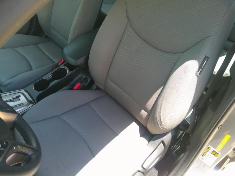 Hyundai Elantra GLS Auto 2013