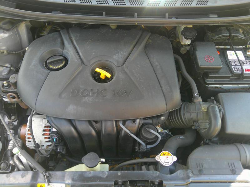 Hyundai Elantra GLS Auto 2013