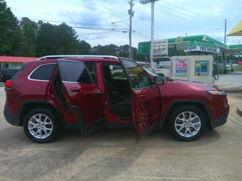 Jeep Cherokee Latitude FWD 2015