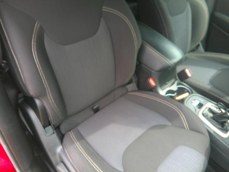 Jeep Cherokee Latitude FWD 2015