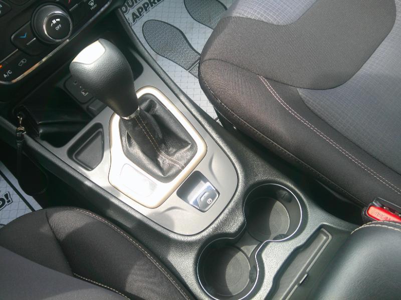Jeep Cherokee Latitude FWD 2015