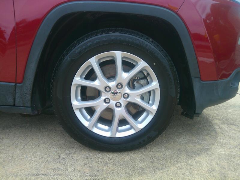 Jeep Cherokee Latitude FWD 2015