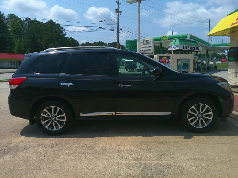 Nissan Pathfinder SL 4WD 2016