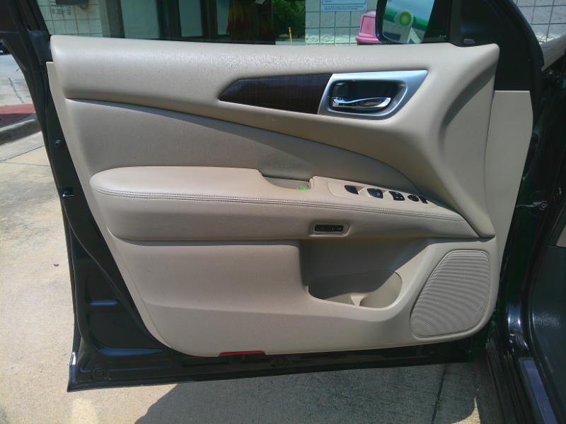 Nissan Pathfinder SL 4WD 2016