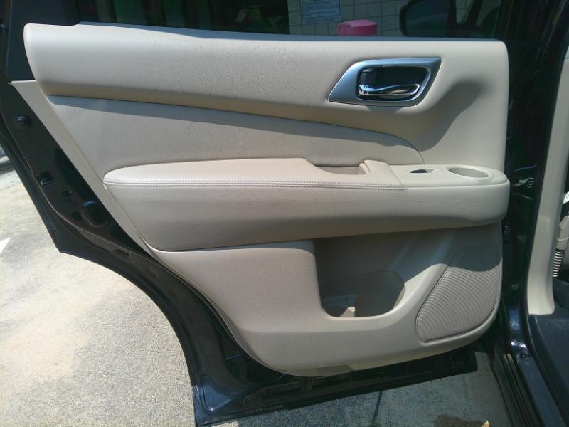 Nissan Pathfinder SL 4WD 2016
