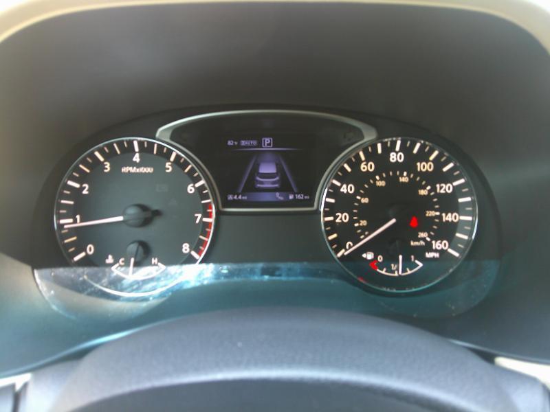 Nissan Pathfinder SL 4WD 2016