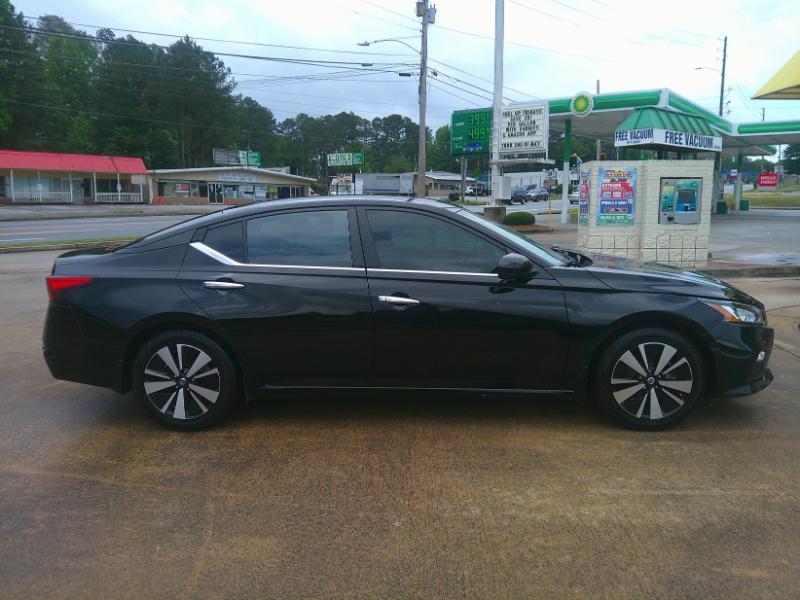 Nissan Altima 2.5 SV 2022