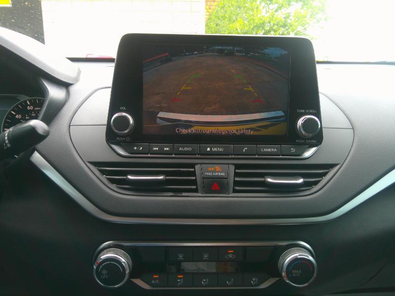 Nissan Altima 2.5 SV 2022