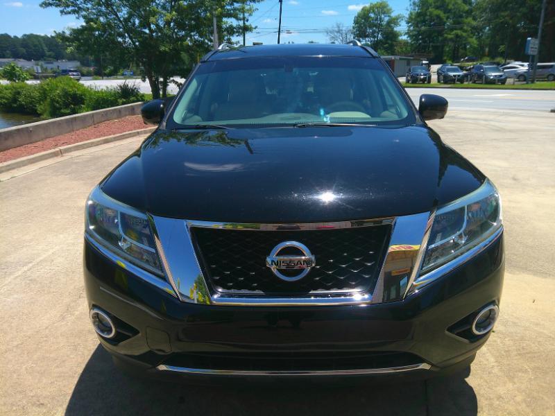 2014 Nissan Pathfinder Platinum 2WD