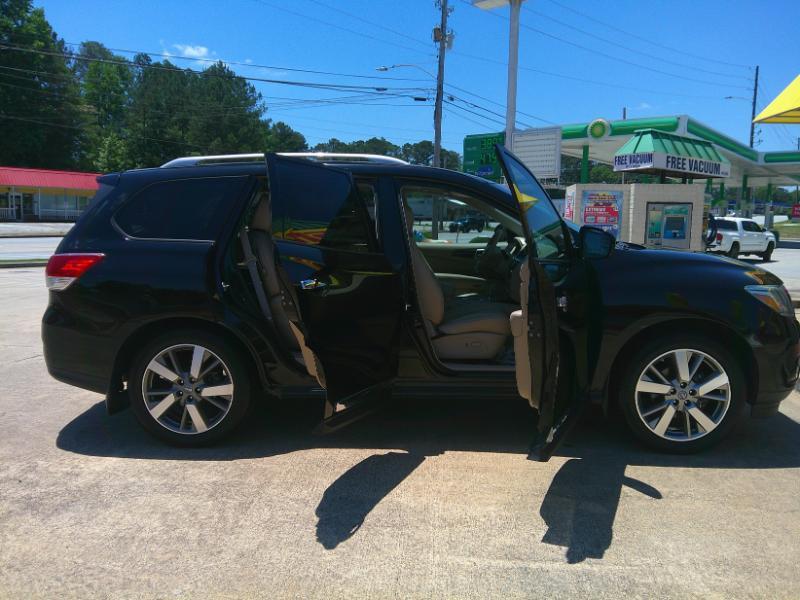 Nissan Pathfinder Platinum 2WD 2014