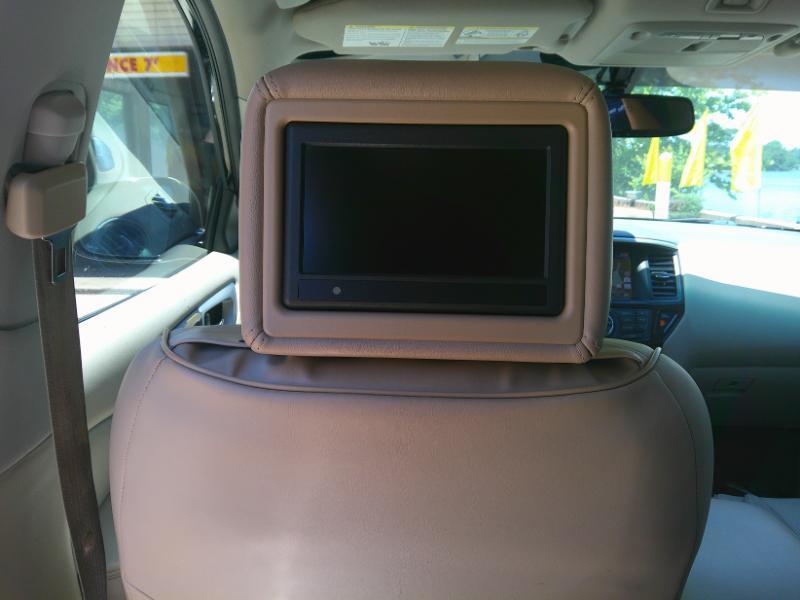 Nissan Pathfinder Platinum 2WD 2014