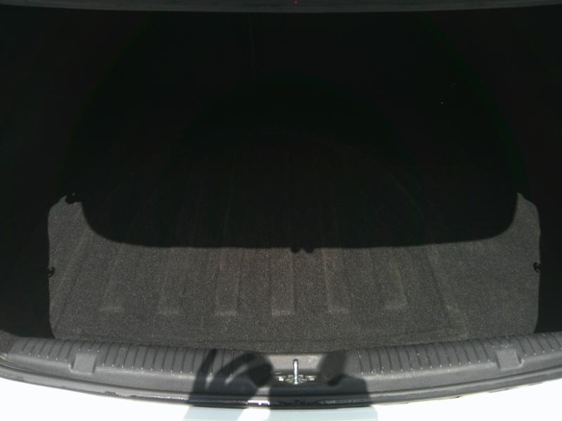 Hyundai Elantra GLS M/T 2013