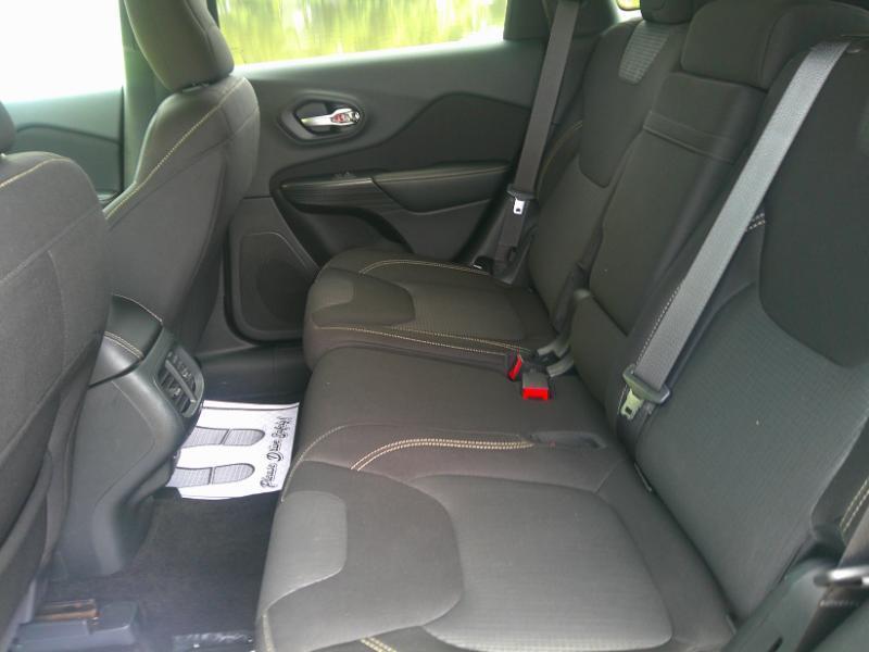 Jeep Cherokee  2015