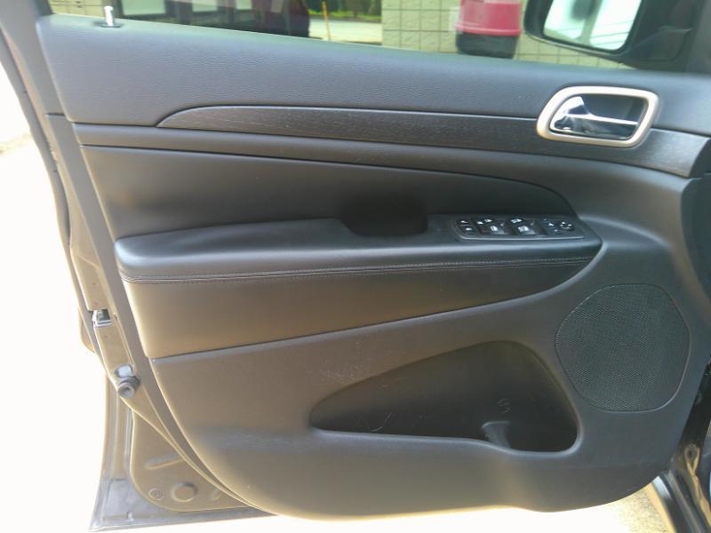 Jeep Grand Cherokee  2016