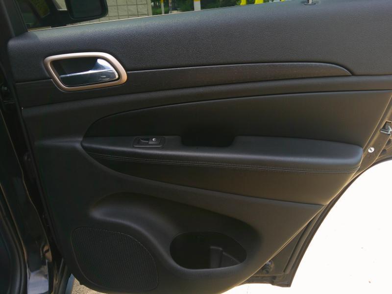 Jeep Grand Cherokee  2016