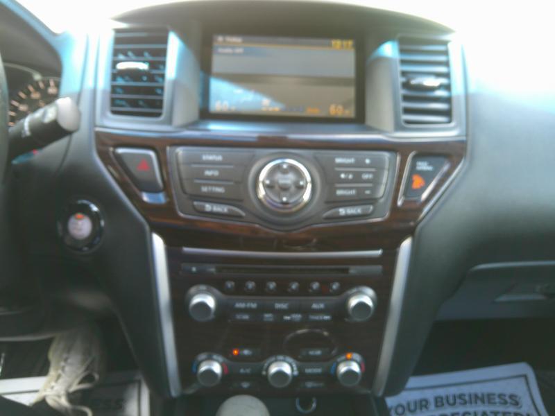 Nissan Pathfinder 2WD 4dr S 2014