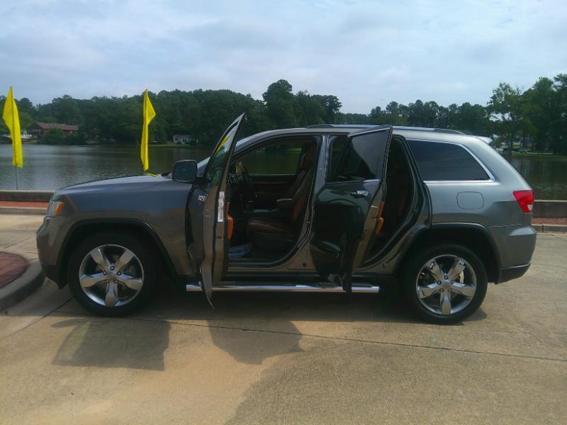 Jeep Grand Cherokee Overland 2WD 2012