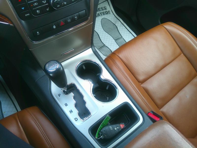 Jeep Grand Cherokee Overland 2WD 2012