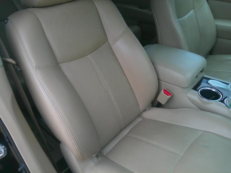 Nissan Pathfinder SV 2WD 2013