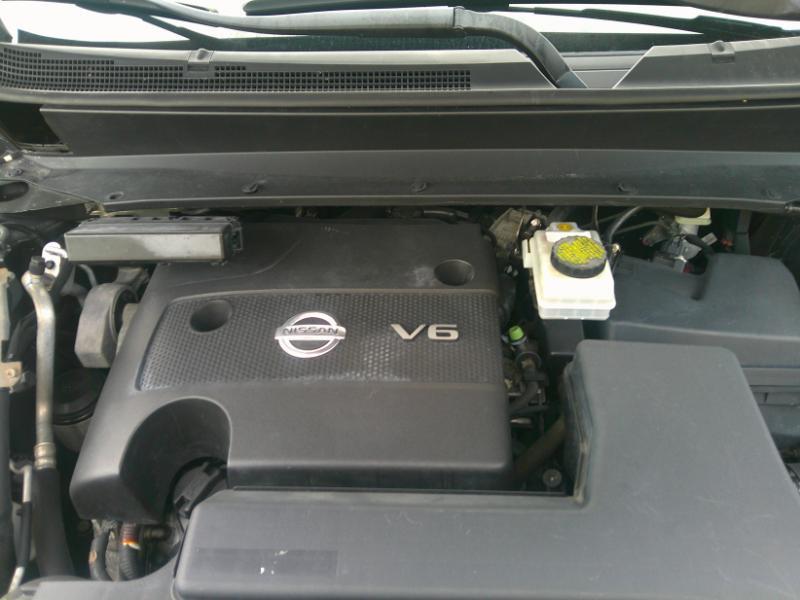 Nissan Pathfinder SV 2WD 2013