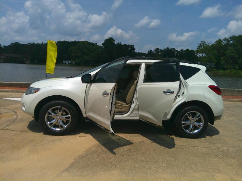 Nissan Murano S AWD 2010