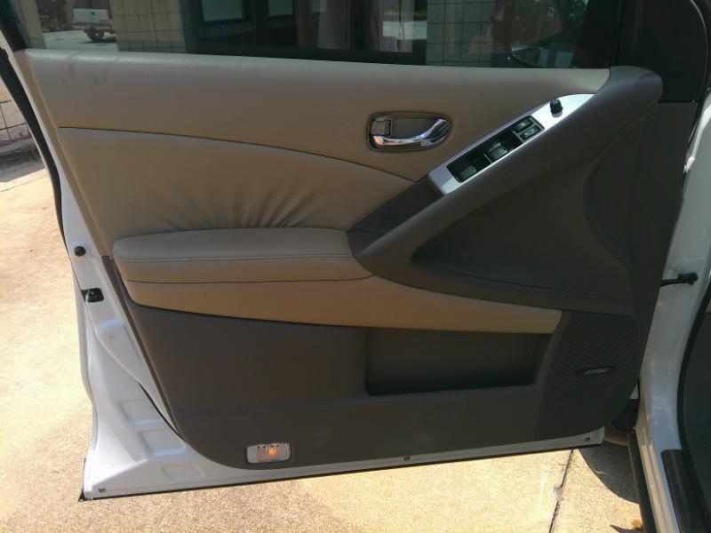 Nissan Murano S AWD 2010