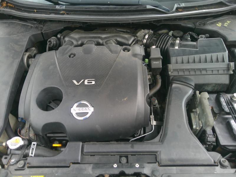 Nissan Maxima SV 2013