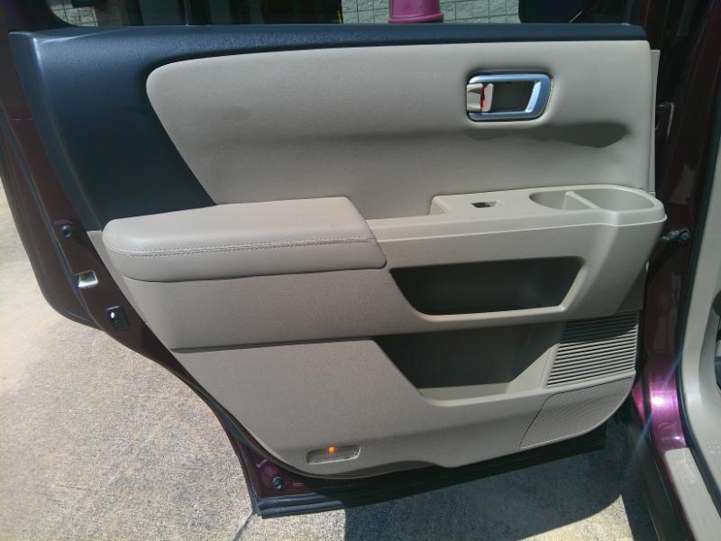 Honda Pilot EX-L 2WD 5-Spd AT with DVD 2011