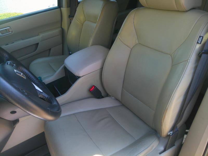 Honda Pilot EX-L 2WD 5-Spd AT with DVD 2011