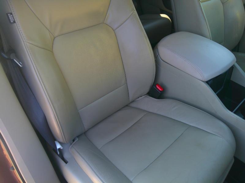 Honda Pilot EX-L 2WD 5-Spd AT with DVD 2011