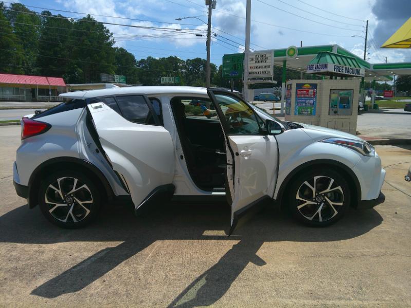 Toyota C-HR XLE 2018