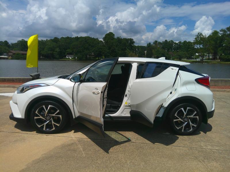 Toyota C-HR XLE 2018