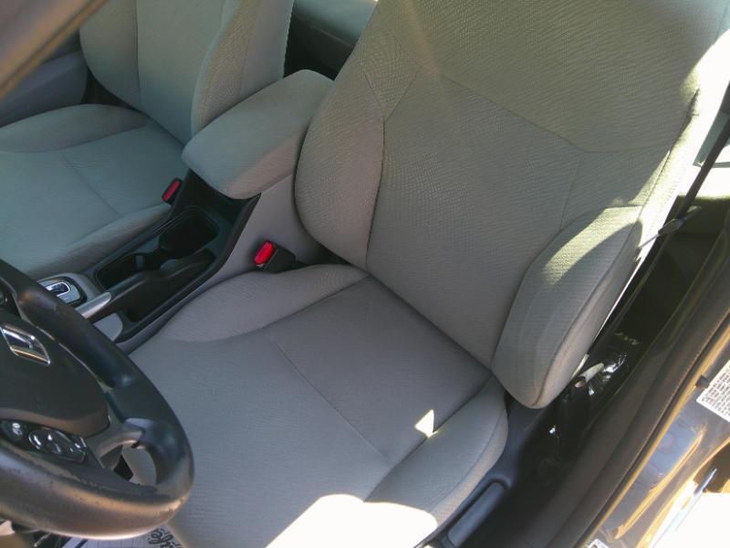 Honda Civic LX Sedan 5-Speed AT 2013