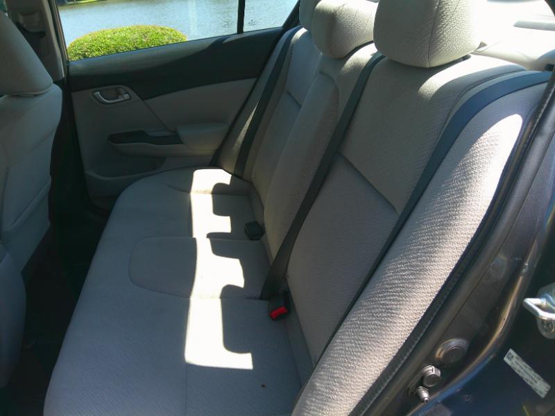 Honda Civic LX Sedan 5-Speed AT 2013