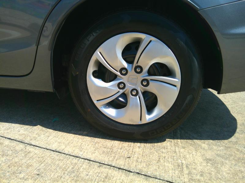 Honda Civic LX Sedan 5-Speed AT 2013