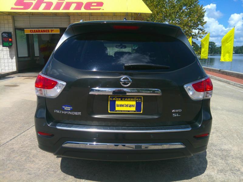 Nissan Pathfinder SL 4WD 2015