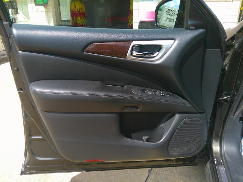 Nissan Pathfinder SL 4WD 2015
