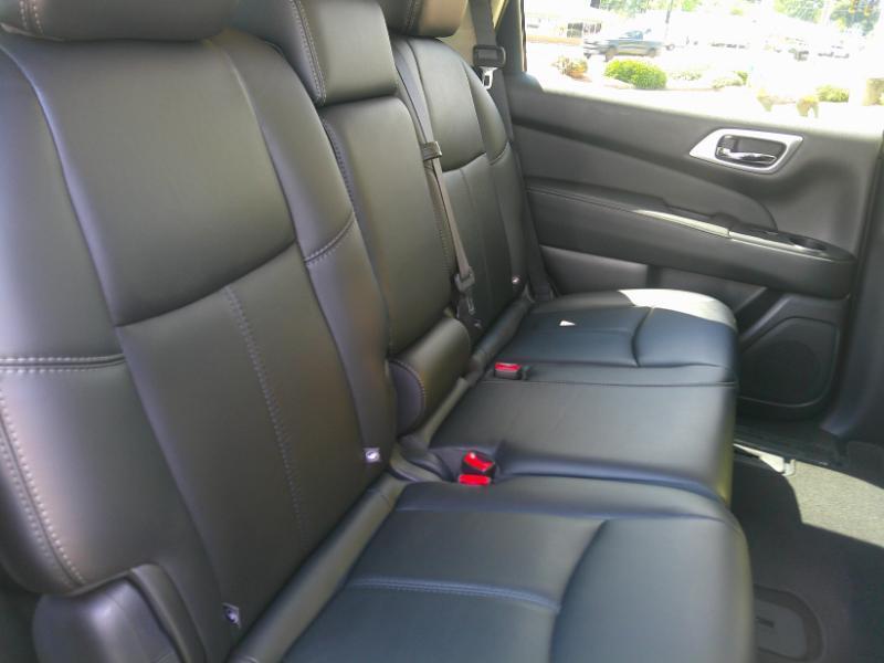 Nissan Pathfinder SL 4WD 2015