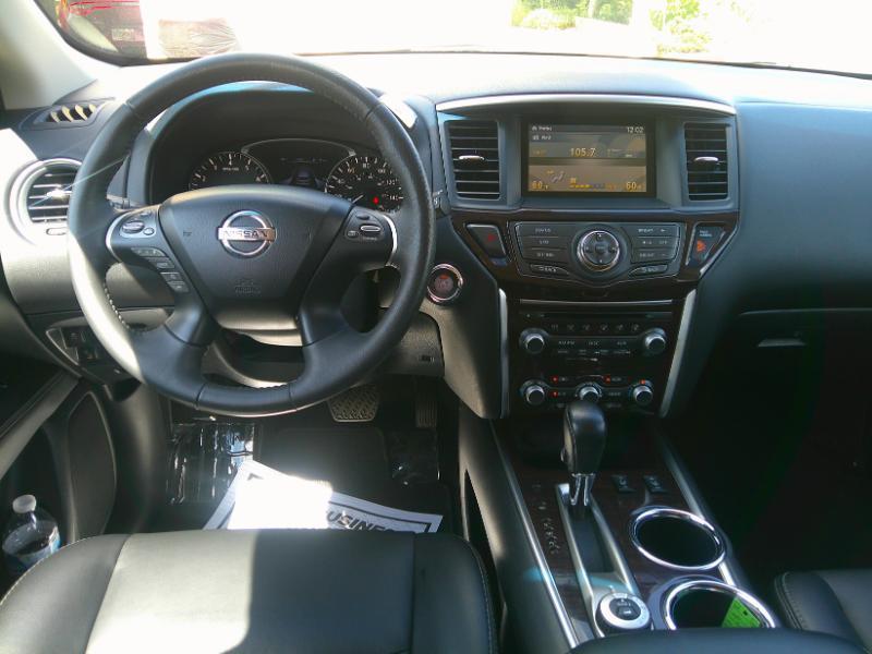 Nissan Pathfinder SL 4WD 2015