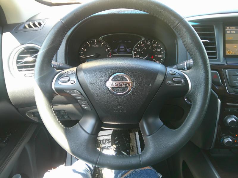 Nissan Pathfinder SL 4WD 2015